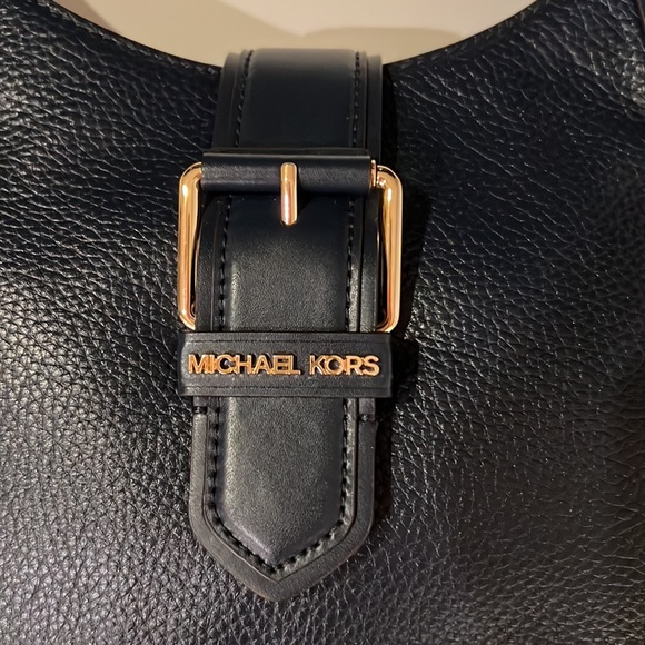 New Michael Kors Lillian M Shoulder Leather Bag navy - Picture 3 of 9